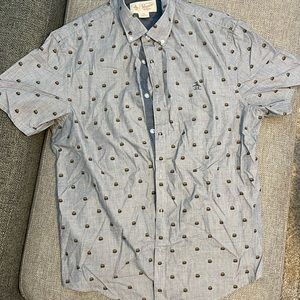 Penguin short sleeved Men’s L